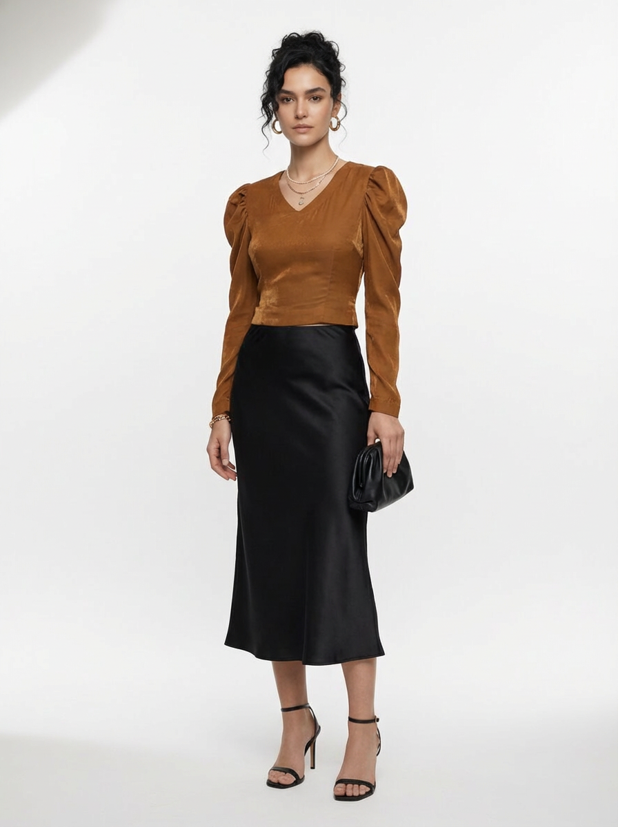 Amber – Velvet Top with Puffed Sleeves