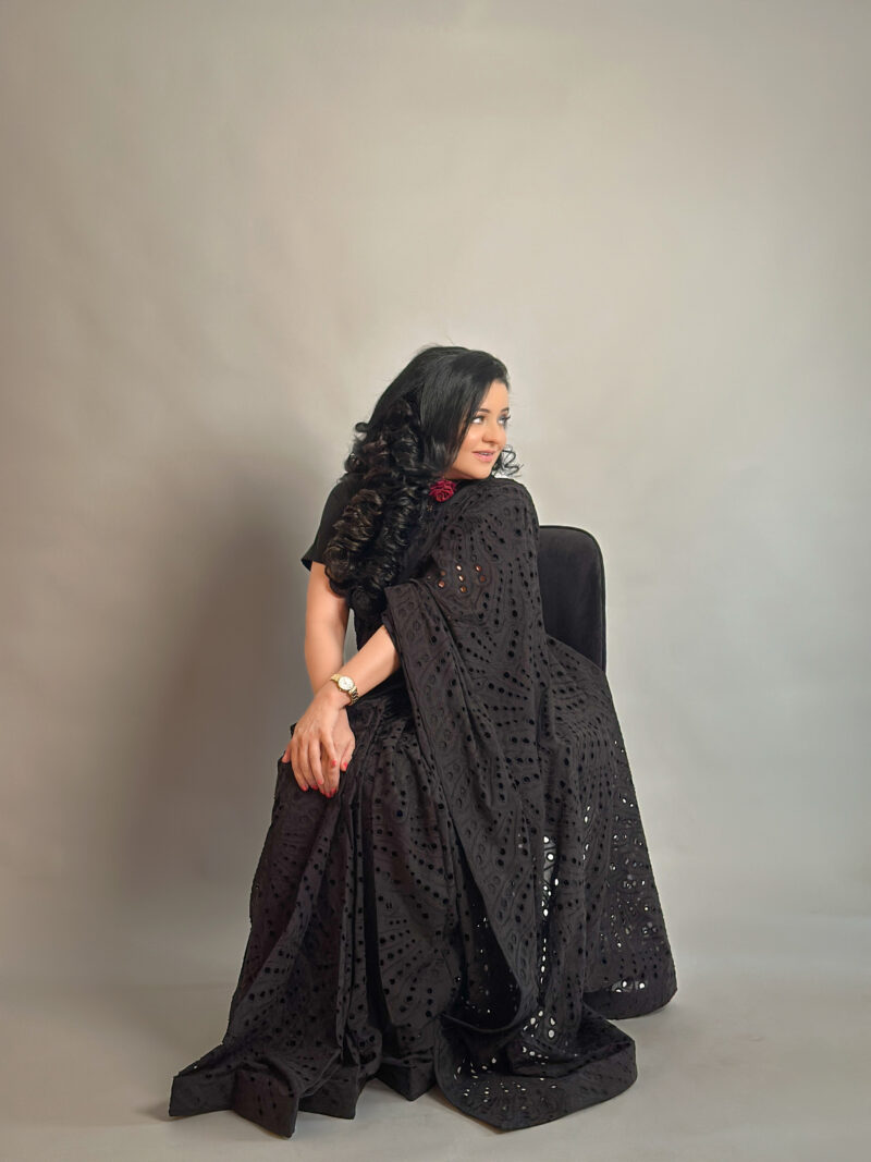 Saaz-e-Siyaah