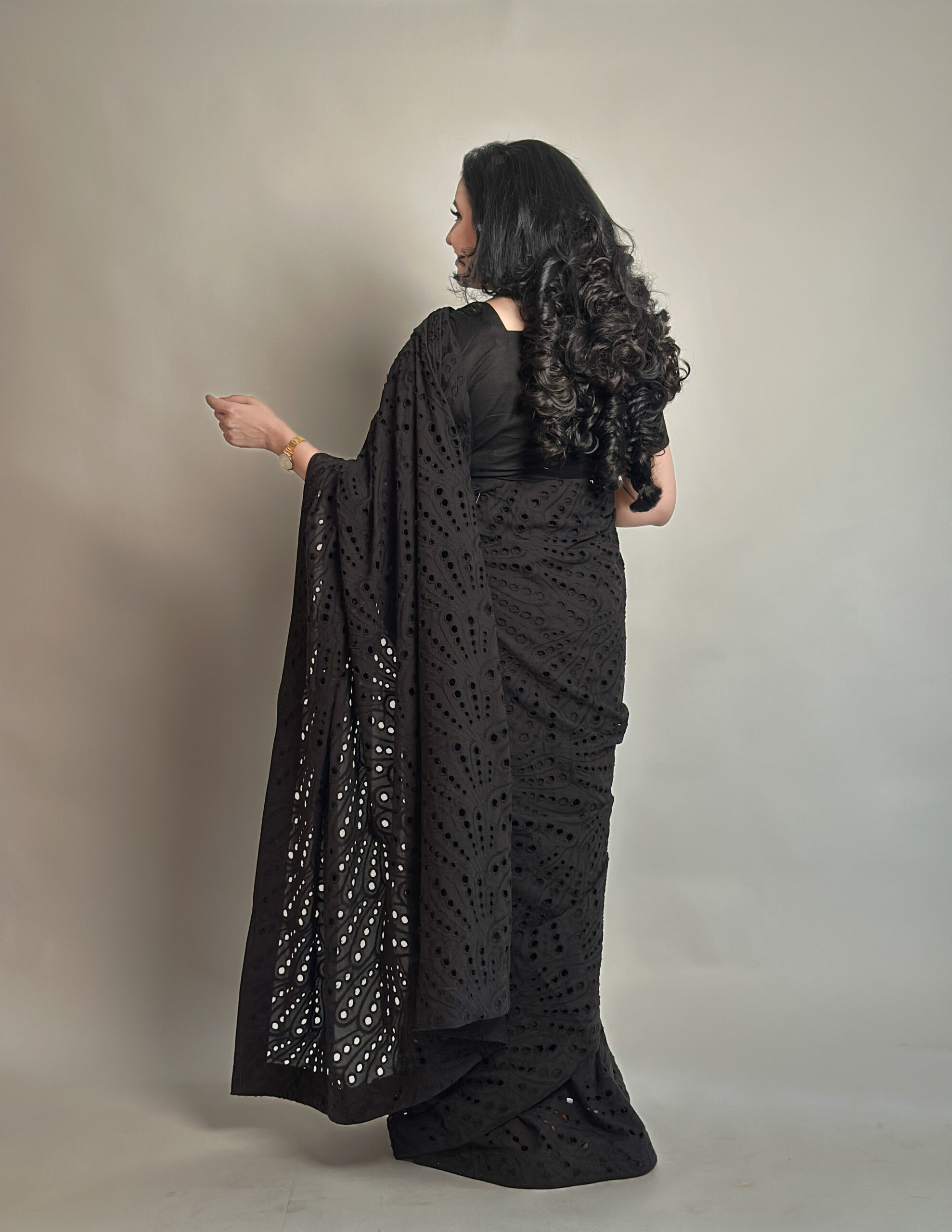 Saaz-e-Siyaah