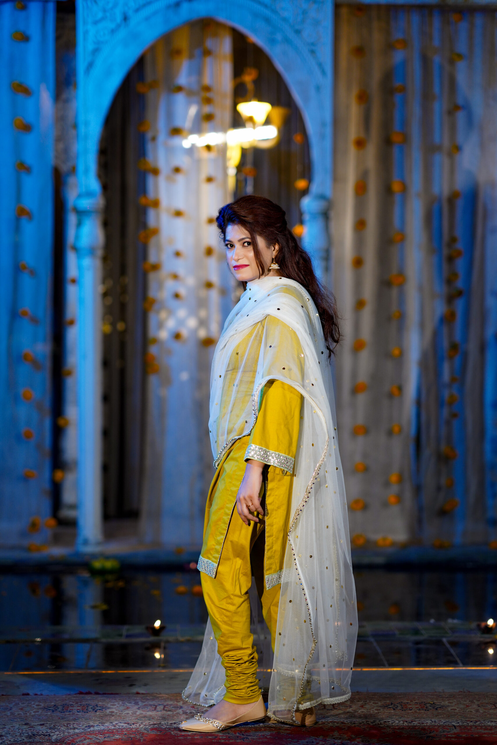 Khushbu-e-Tareekh